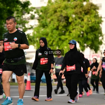Runner Photo 4031494