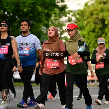 Runner Photo 4031496