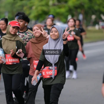 Runner Photo 4031503