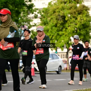 Runner Photo 4031516