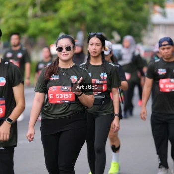 Runner Photo 4031699