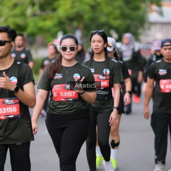 Runner Photo 4031710