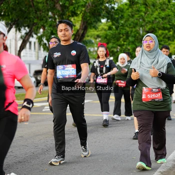 Runner Photo 4031745