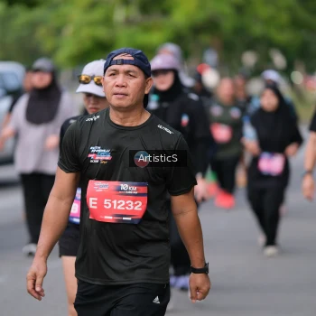 Runner Photo 4031776