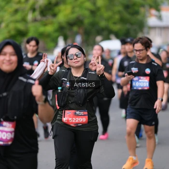 Runner Photo 4032035