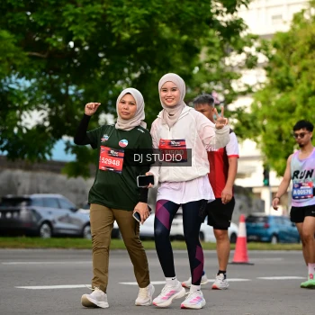 Runner Photo 4032165
