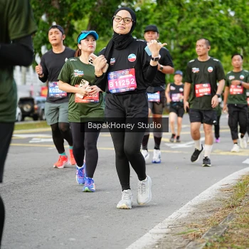 Runner Photo 4032277