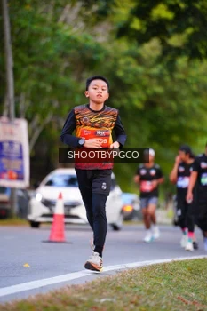 Runner Photo 4032316
