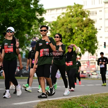 Runner Photo 4032355