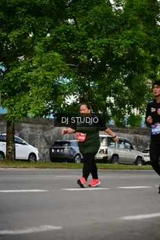 Runner Photo 4032395