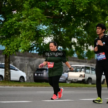 Runner Photo 4032407