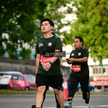 Runner Photo 4032451