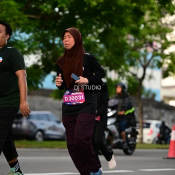 Runner Photo 4032473