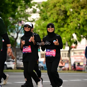 Runner Photo 4032493