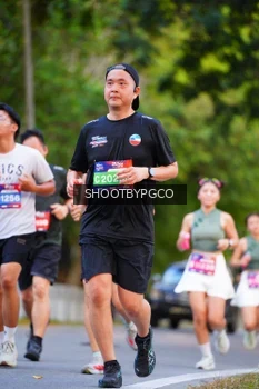Runner Photo 4032535