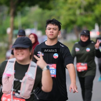 Runner Photo 4032565