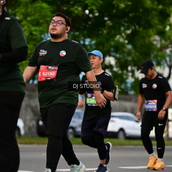 Runner Photo 4032570