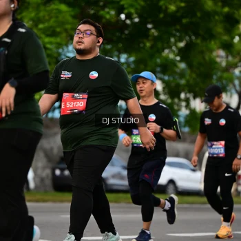 Runner Photo 4032572