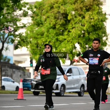 Runner Photo 4032753