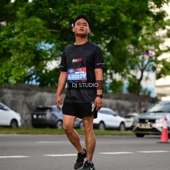 Runner Photo 4032755