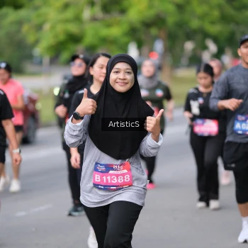 Runner Photo 4032817