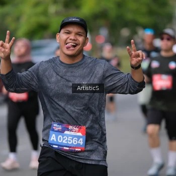 Runner Photo 4032876