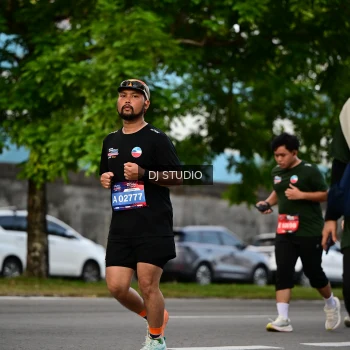 Runner Photo 4032885