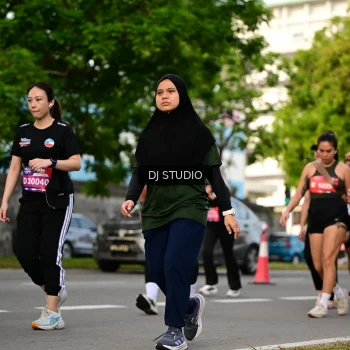 Runner Photo 4032936