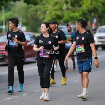 Runner Photo 4033037