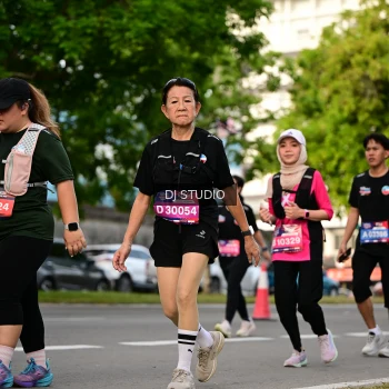 Runner Photo 4033076