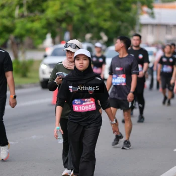 Runner Photo 4033113