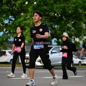 Runner Photo 4033121