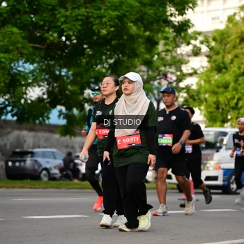 Runner Photo 4033146