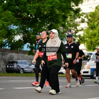 Runner Photo 4033149