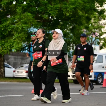 Runner Photo 4033155