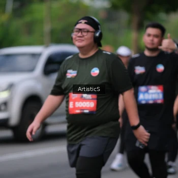 Runner Photo 4033173