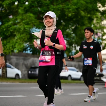 Runner Photo 4033182