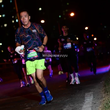 Runner Photo 4033294