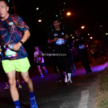 Runner Photo 4033306