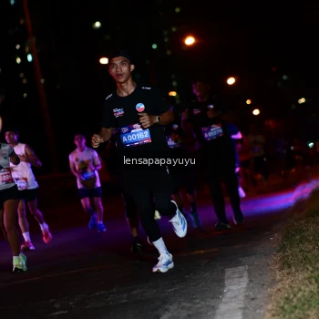 Runner Photo 4033363