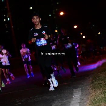 Runner Photo 4033376