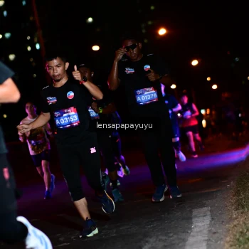 Runner Photo 4033388