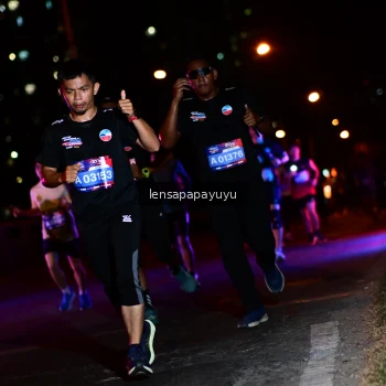 Runner Photo 4033393