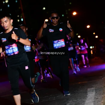 Runner Photo 4033421
