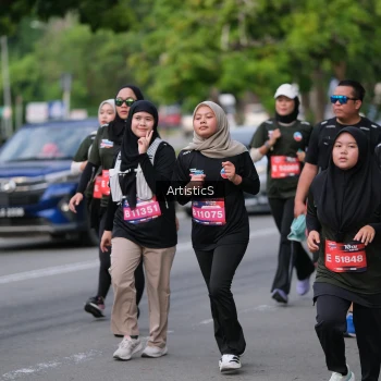 Runner Photo 4033423