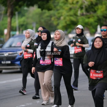 Runner Photo 4033443