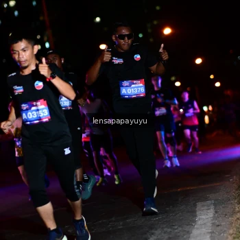 Runner Photo 4033450