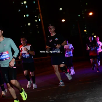 Runner Photo 4033459