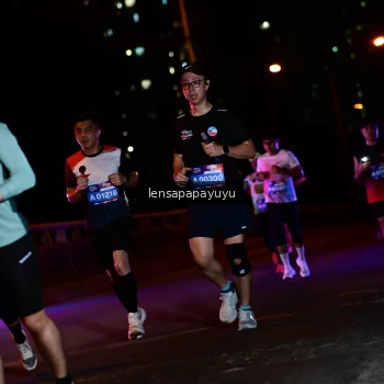 Runner Photo 4033469