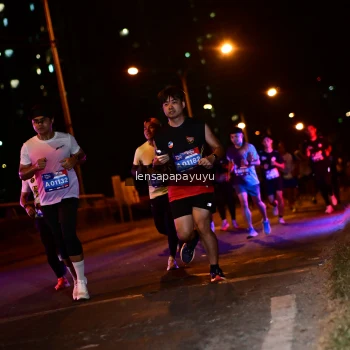 Runner Photo 4033476